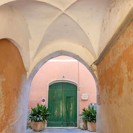 La Corte Sconta Finalborgo Finale Ligure Dış mekan fotoğraf